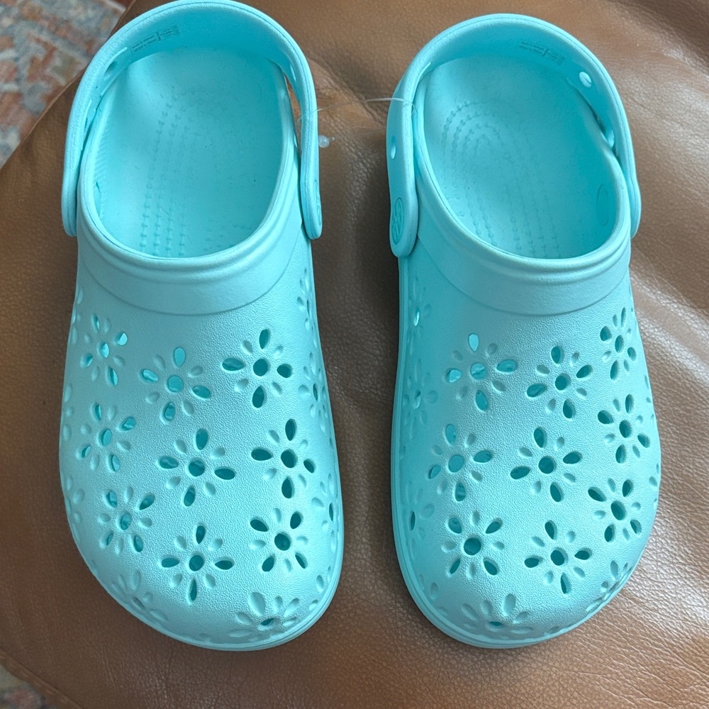 CROCS Kids Teal Floral Clogs